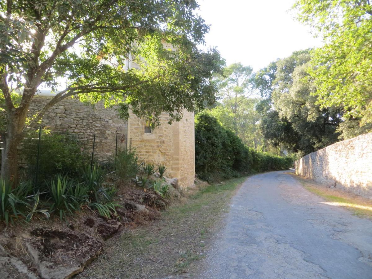 Les Studios-Hotel De Sommières Buitenkant foto